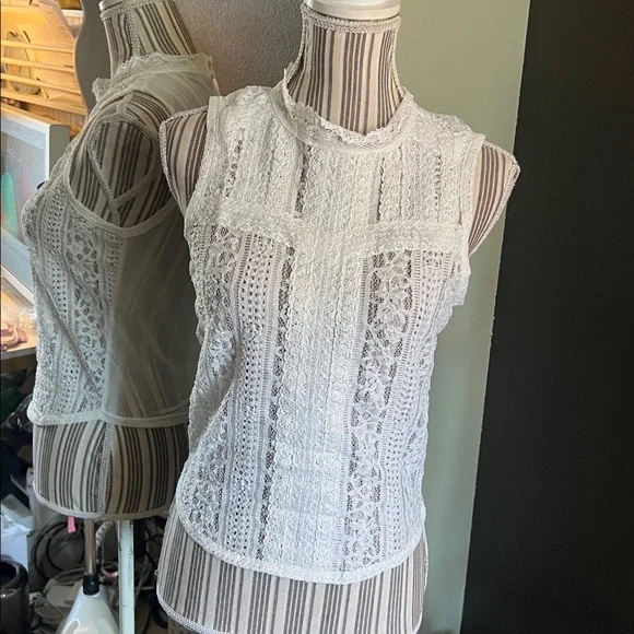 Free People, tea party lace crop top - Picture 5 of 11